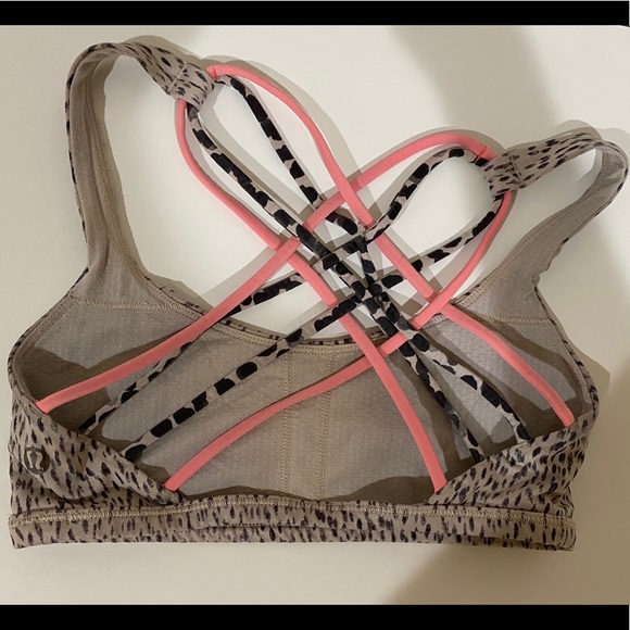 Lululemon free to be bra wild - Picture 2 of 2